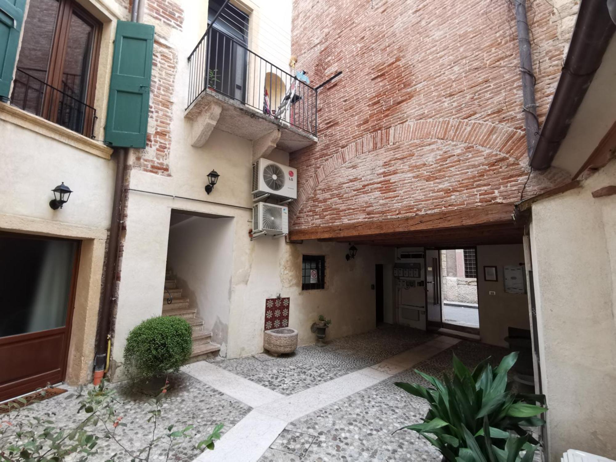 Dream One Apartment Verona Ngoại thất bức ảnh